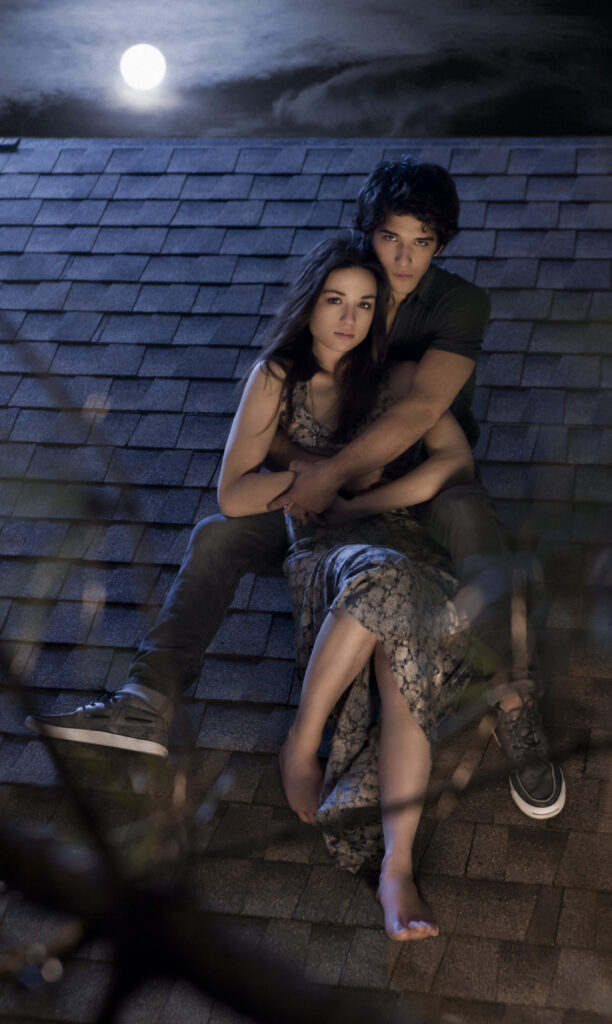 allison argent crystal reed und scott mccall tyler posey scaled 1