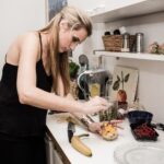 Das perfekte Promi Dinner – Bachelor Spezial – Anna Hofbauer in der Küche