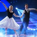 Let’s Dance 2021 Show 1 – Ilse DeLange und Evgeny Vinokurov tanzen Wiener Walzer