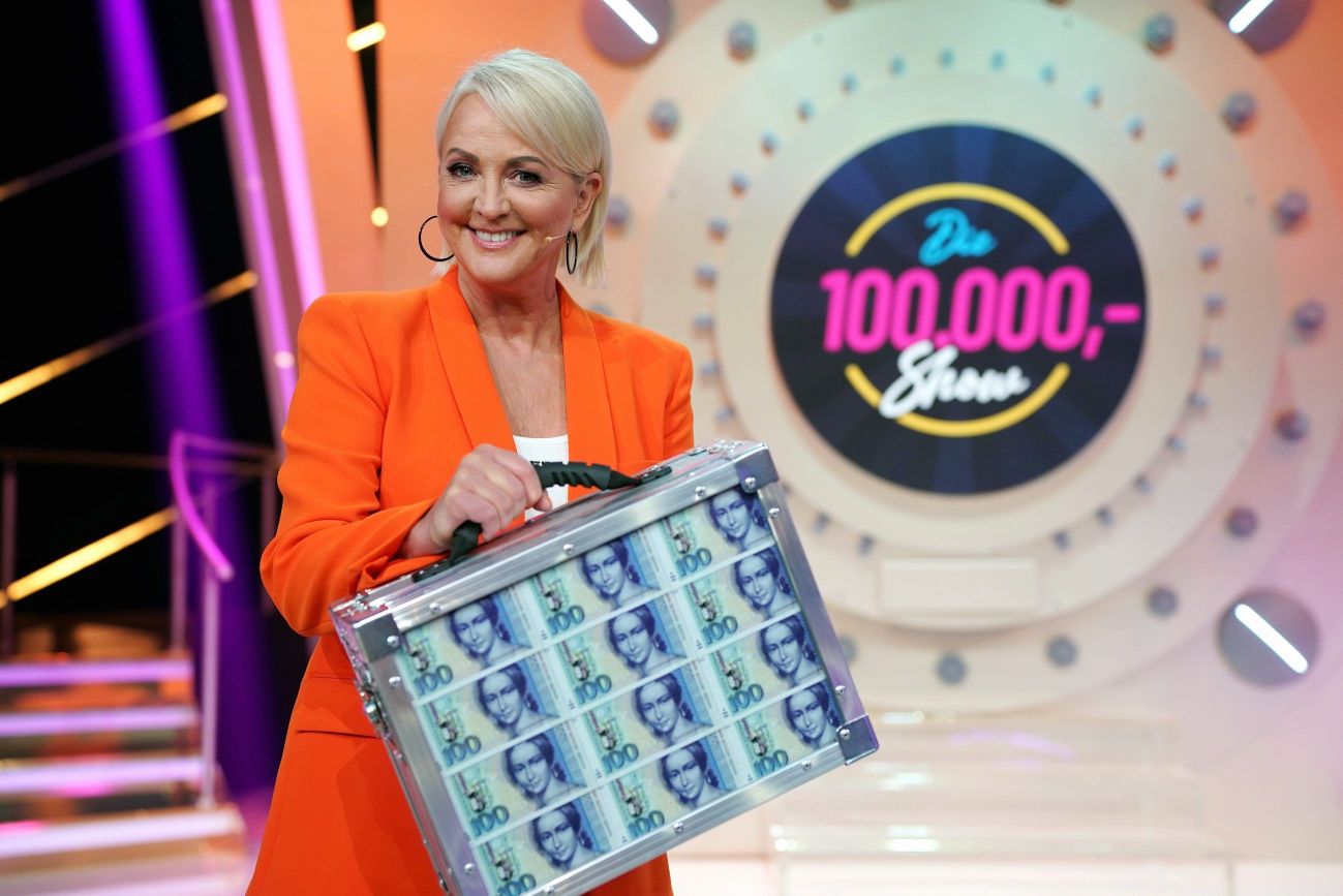 Die 100.000 Mark Show - Moderatorin Ulla Kock am Brink